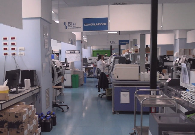 Sanità, nasce “Blu”: laboratori con tecnologia ed efficienza all’avanguardia. VIDEO